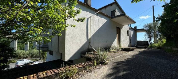 8 rooms Villa in Sora, Italy No. 110376 2