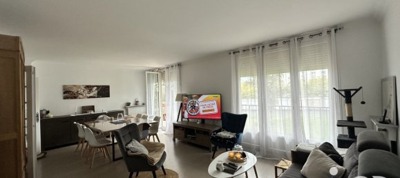 Apartamento de 3 dormitorios en Joue-les-Tours, France No. 224253 10