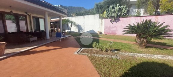 6 rooms Villa in Pellezzano, Italy No. 6016 6