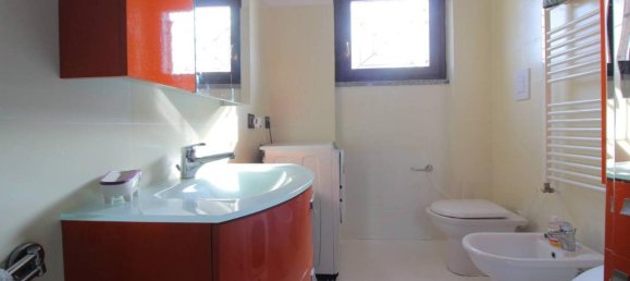 3 rooms Apartment in Travacò Siccomario, Italy No. 155443 14