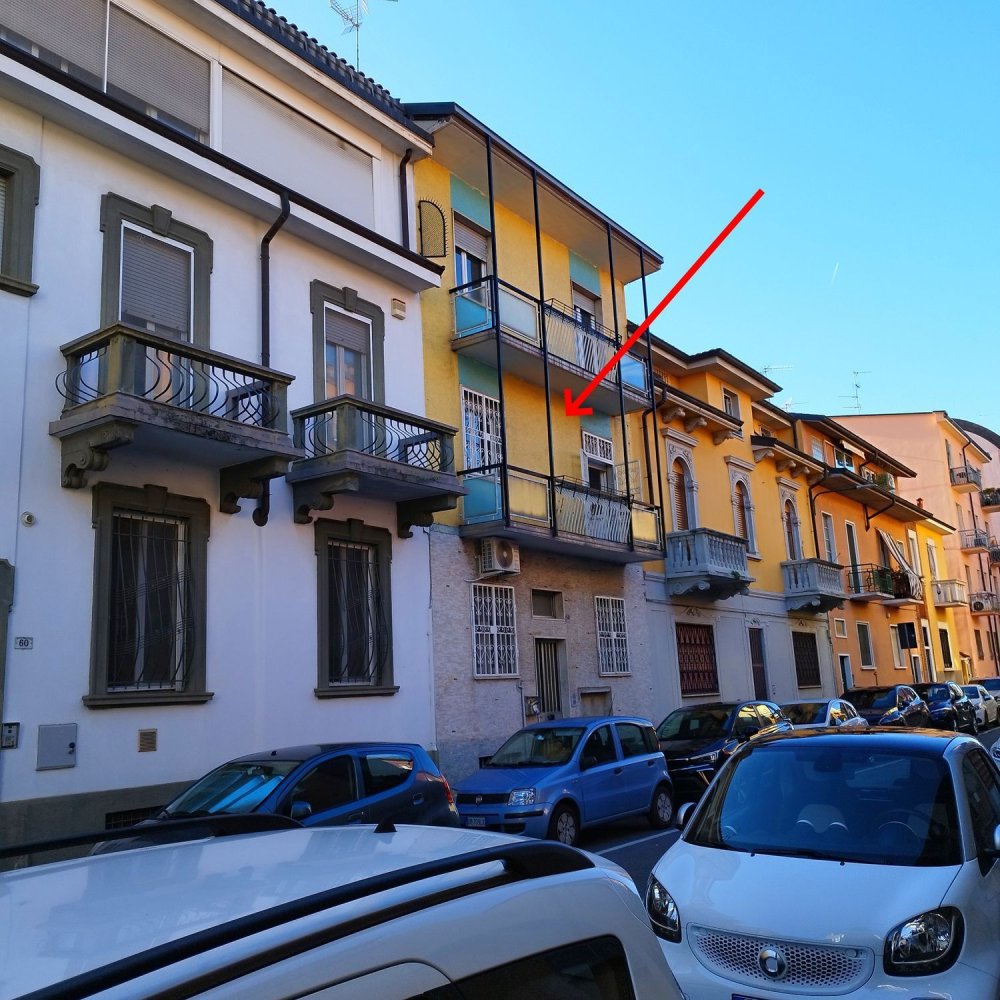 Apartamento de 3 dormitorios en Sesto San Giovanni, Italy No. 366433
