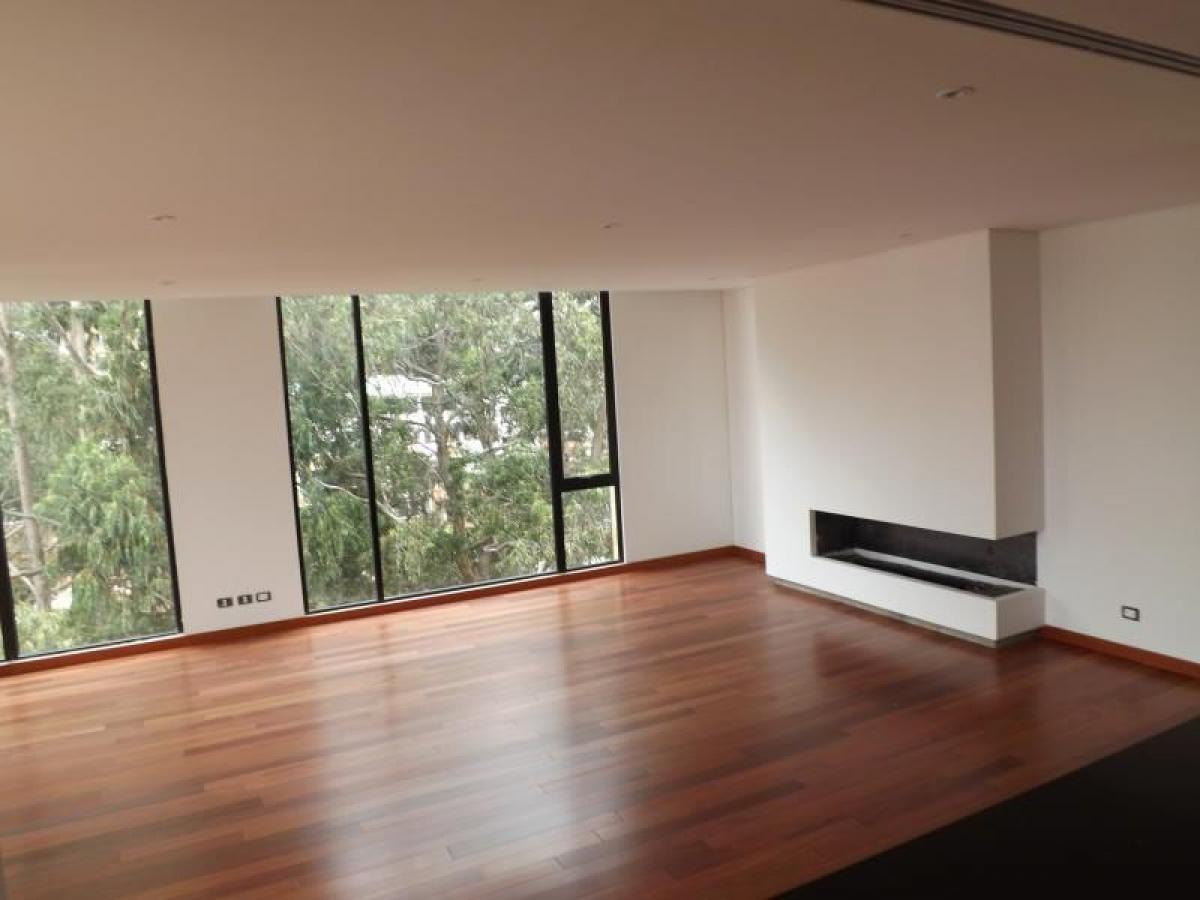 Дом с 3 спальнями в Богота, Колумбия № 9971