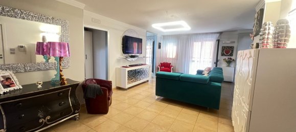 4 rooms House in Cerignola, Italy No. 26181 3