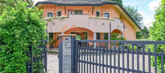 Villa T4 em Carimate, Italy N.º 85496 36