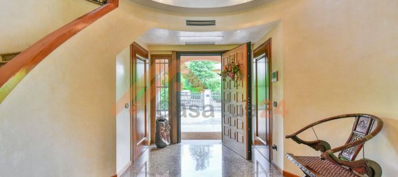 Villa T4 em Carimate, Italy N.º 85496 3