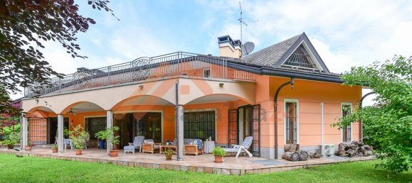 Villa T4 em Carimate, Italy N.º 85496 2