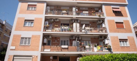 2 bedrooms Penthouse in Rome, Italy No. 325992 20