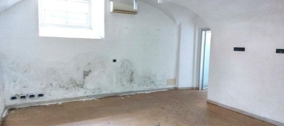 351m² Office in Savona, Italy No. 372526 6