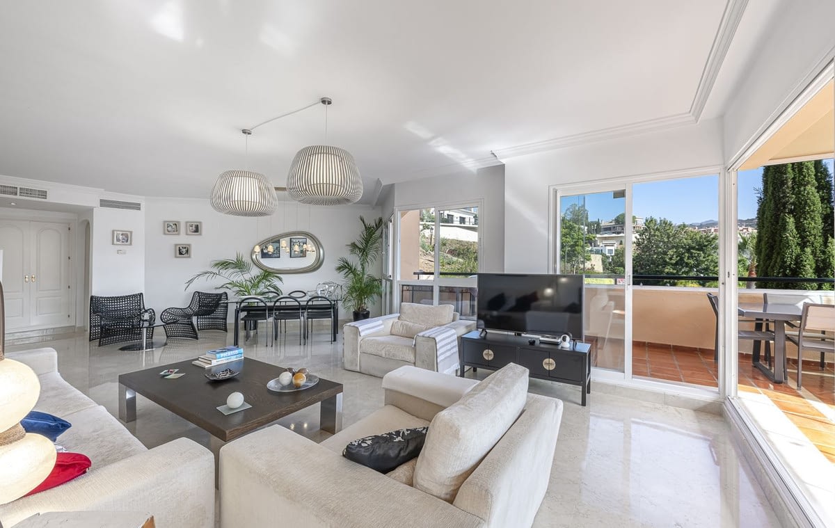 Apartamento T3 em Marbella, Spain N.º 67390