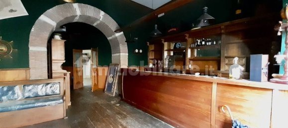 2 rooms Commercial property in Catanzaro, Italy No. 92284 6