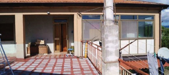 7 rooms Apartment in Picerno, Italy No. 39529 19