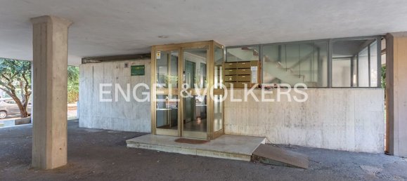 Квартира с 5 спальнями в Рим, Италия № 360825 18