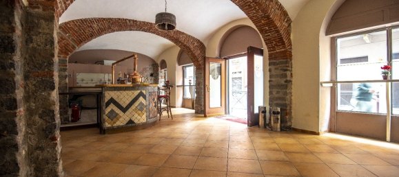 4 bedrooms Commercial property in Biella, Italy No. 273544 11