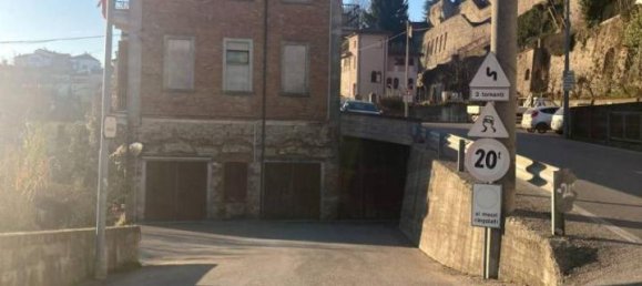 4-salle Appartement à Diano d'Alba, Italy No. 24937 5