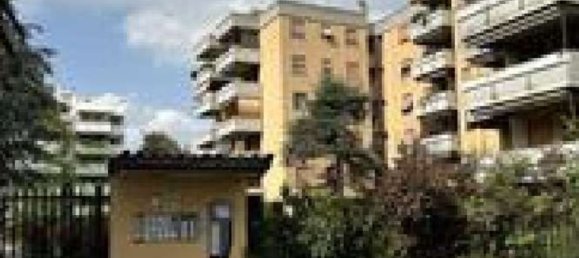 3 rooms Apartment in Cesano Maderno, Italy No. 6436 2