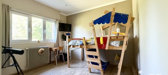 5 bedrooms House in Roncq, France No. 272676 11