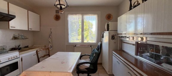 4 bedrooms House in Chassenon, France No. 345555 5