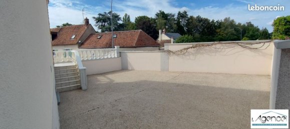 5 bedrooms House in Chateaudun, France No. 90018 10