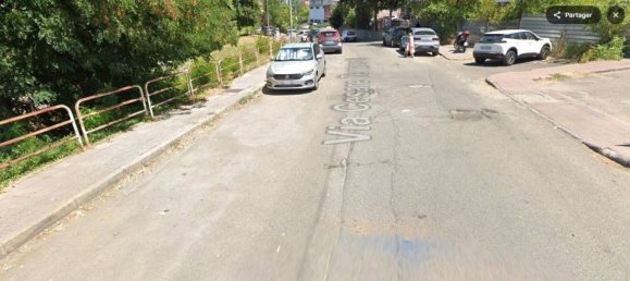 82m² Commercial property in Cosenza, Italy No. 36898 7