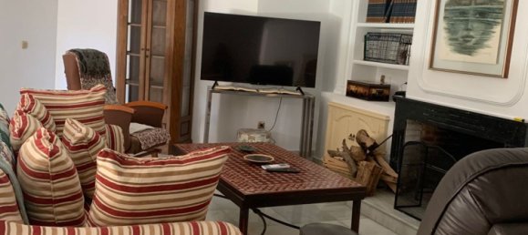 5 غرف نوم فيلا في Cadiz, Spain رقم 25086 5