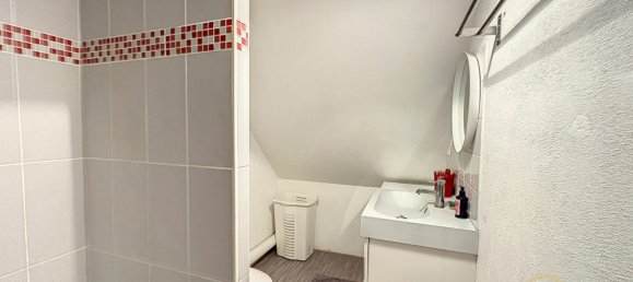 Casa de 5 dormitorios en Mettray, France No. 87743 10