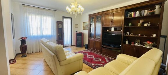 Casa de 5 habitaciónes en Noventa Padovana, Italy No. 29955 23