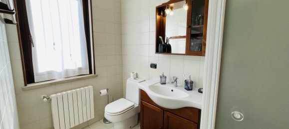 Casa de 5 habitaciónes en Noventa Padovana, Italy No. 29955 10