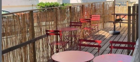 Propiedad comercial de 5 habitaciónes en Noisy-le-Grand, France No. 164725 4