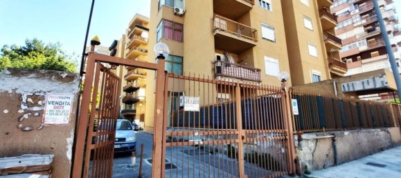مرآب في Palermo, Italy 36متر مربع رقم 68534 2