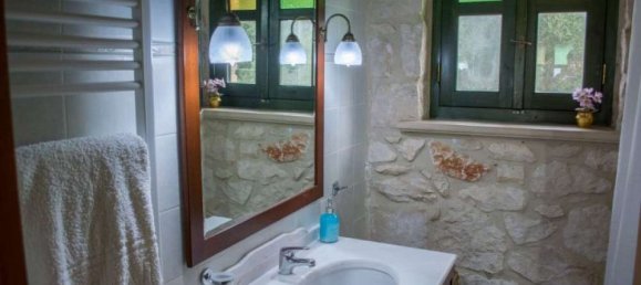 4 Schlafzimmer Property in Zakynthos, Greece, Nr. 571 8