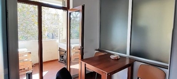 Escritório de 7 divisões em Baku, Azerbaijan N.º 41 12