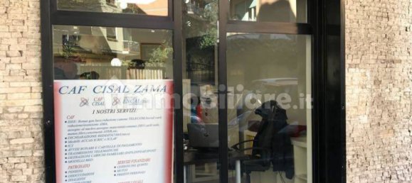 4 rooms Commercial property in Rome, Italy No. 83831 13