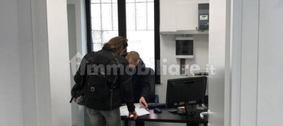 4 rooms Commercial property in Rome, Italy No. 83831 14