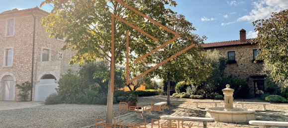 36 bedrooms Villa in Grosseto, Italy No. 381644 8