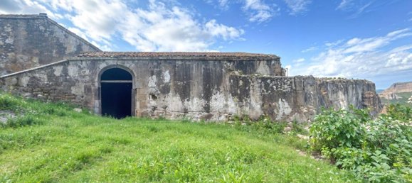 10 rooms House in Calatabiano, Italy No. 75508 7