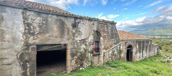 10 rooms House in Calatabiano, Italy No. 75508 16