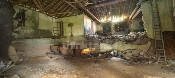 10 rooms House in Calatabiano, Italy No. 75508 9