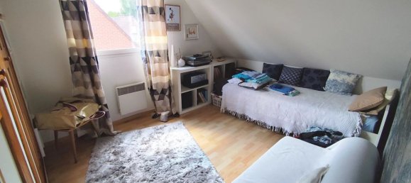 5 bedrooms House in Neuville-en-Ferrain, France No. 338185 9