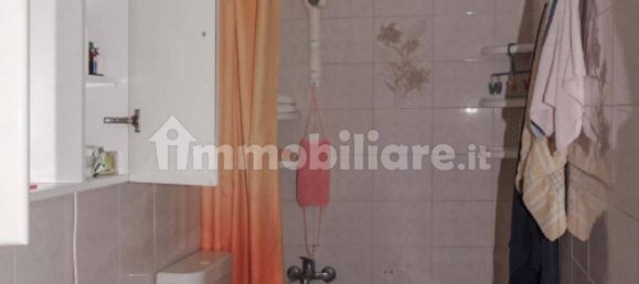 Apartamento de 2 dormitorios en Varese, Italy No. 315444 5