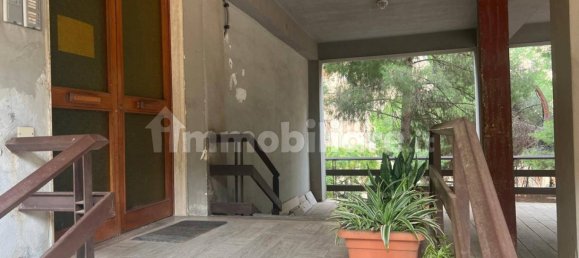 5 bedrooms Apartment in Reggio Calabria, Italy No. 123051 23