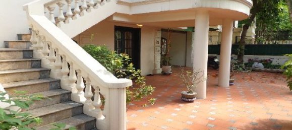 5 bedrooms Villa in Tay Ho, Vietnam No. 2701 2