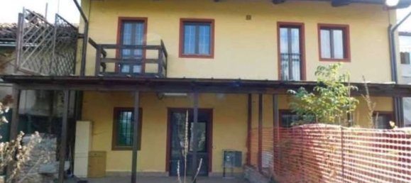 6 rooms House in Pinerolo, Italy No. 207269 2
