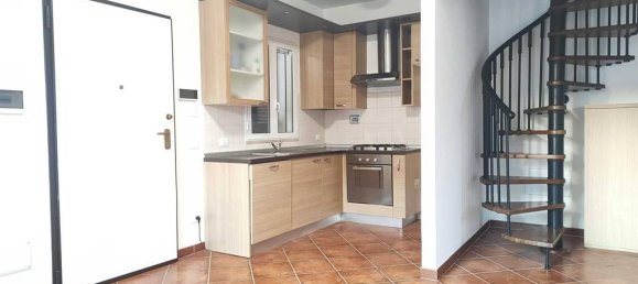 Casa de 3 habitaciónes en Rome, Italy No. 28127 4