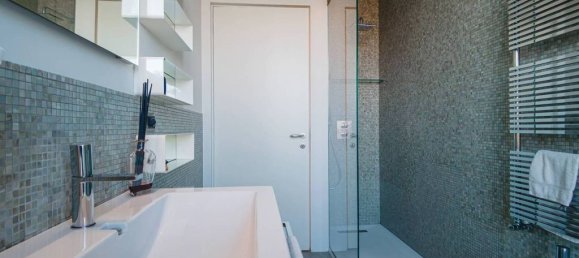 3 bedrooms Apartment in Rivoli, Italy No. 276832 27