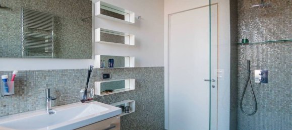 3 bedrooms Apartment in Rivoli, Italy No. 276832 28