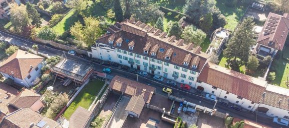 3 bedrooms Apartment in Rivoli, Italy No. 276832 2