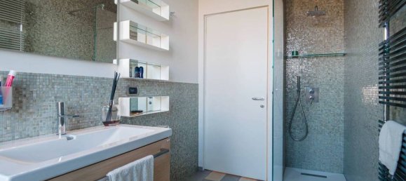 3 bedrooms Apartment in Rivoli, Italy No. 276832 30