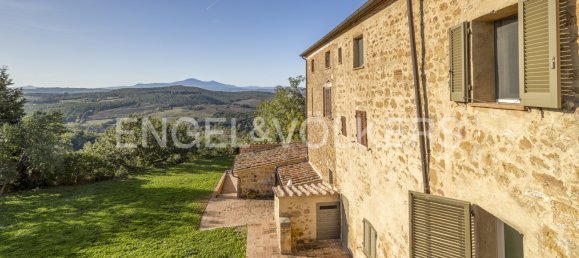 5 bedrooms House in Trequanda, Italy No. 125688 5