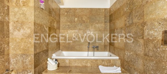 5 bedrooms House in Trequanda, Italy No. 125688 13