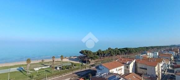 Квартира с 2 комнатами в Пинето, Италия № 154848 19